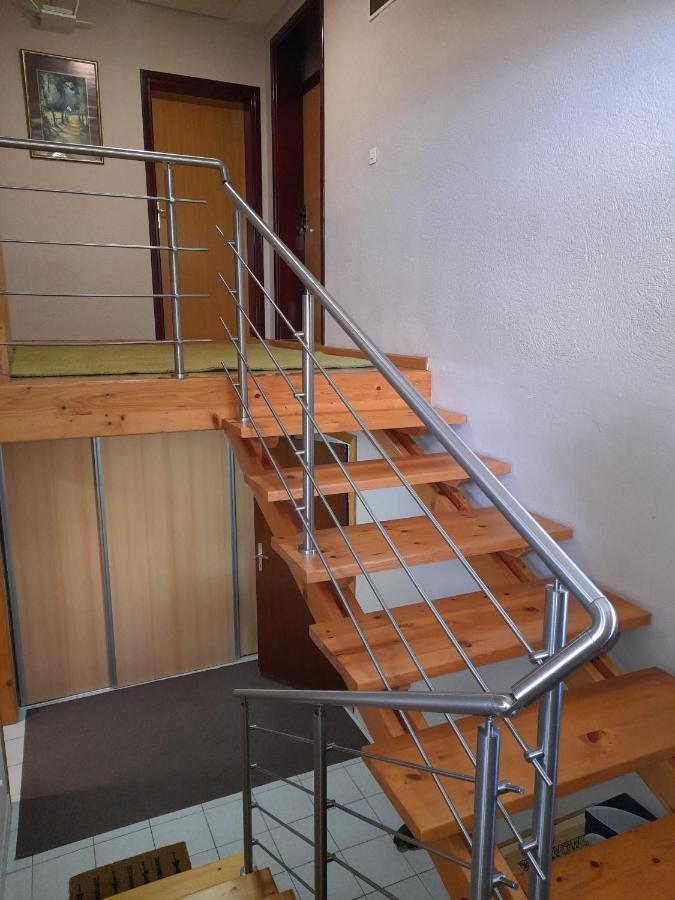Apartmani Exit Pale Buitenkant foto
