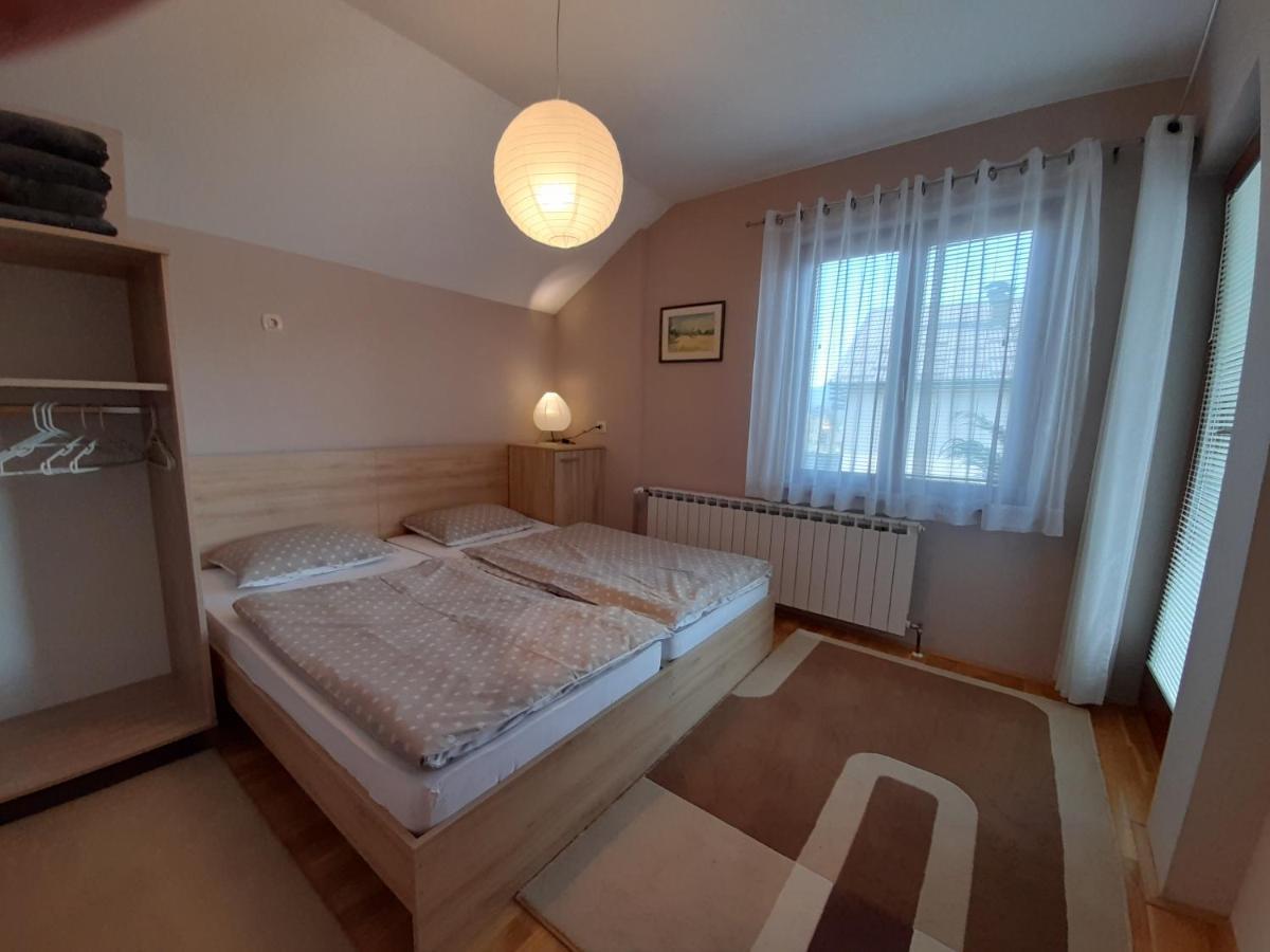 Apartmani Exit Pale Buitenkant foto
