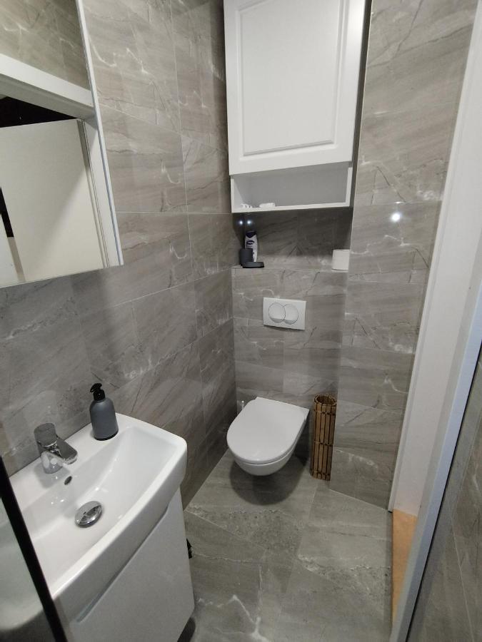 Apartmani Exit Pale Buitenkant foto