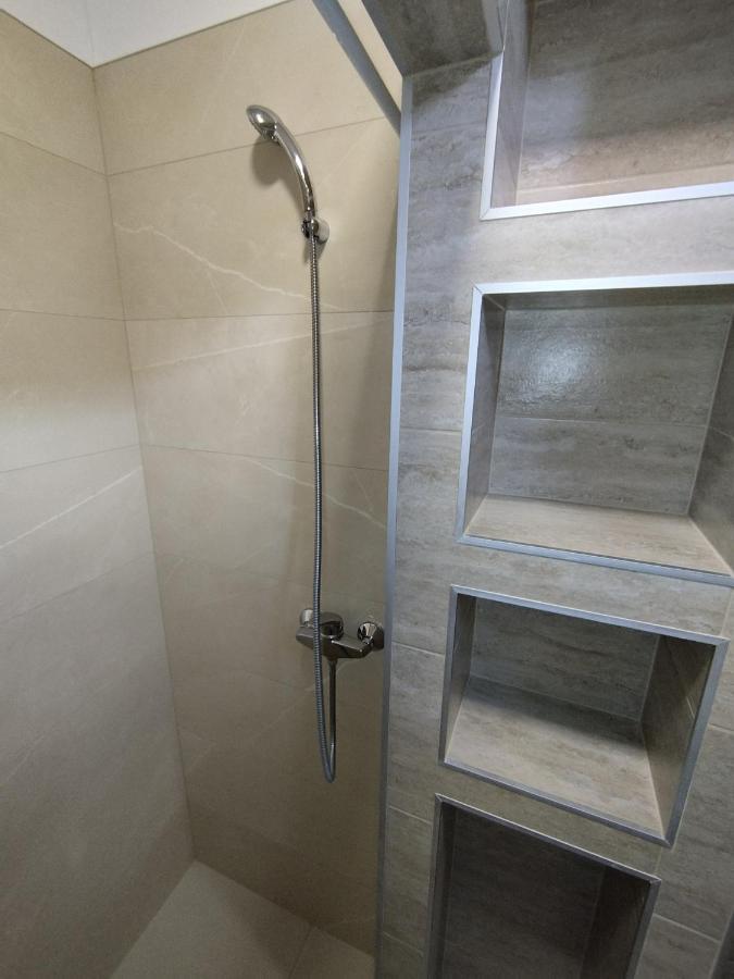 Apartmani Exit Pale Buitenkant foto