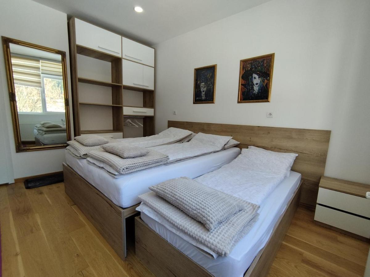 Apartmani Exit Pale Buitenkant foto