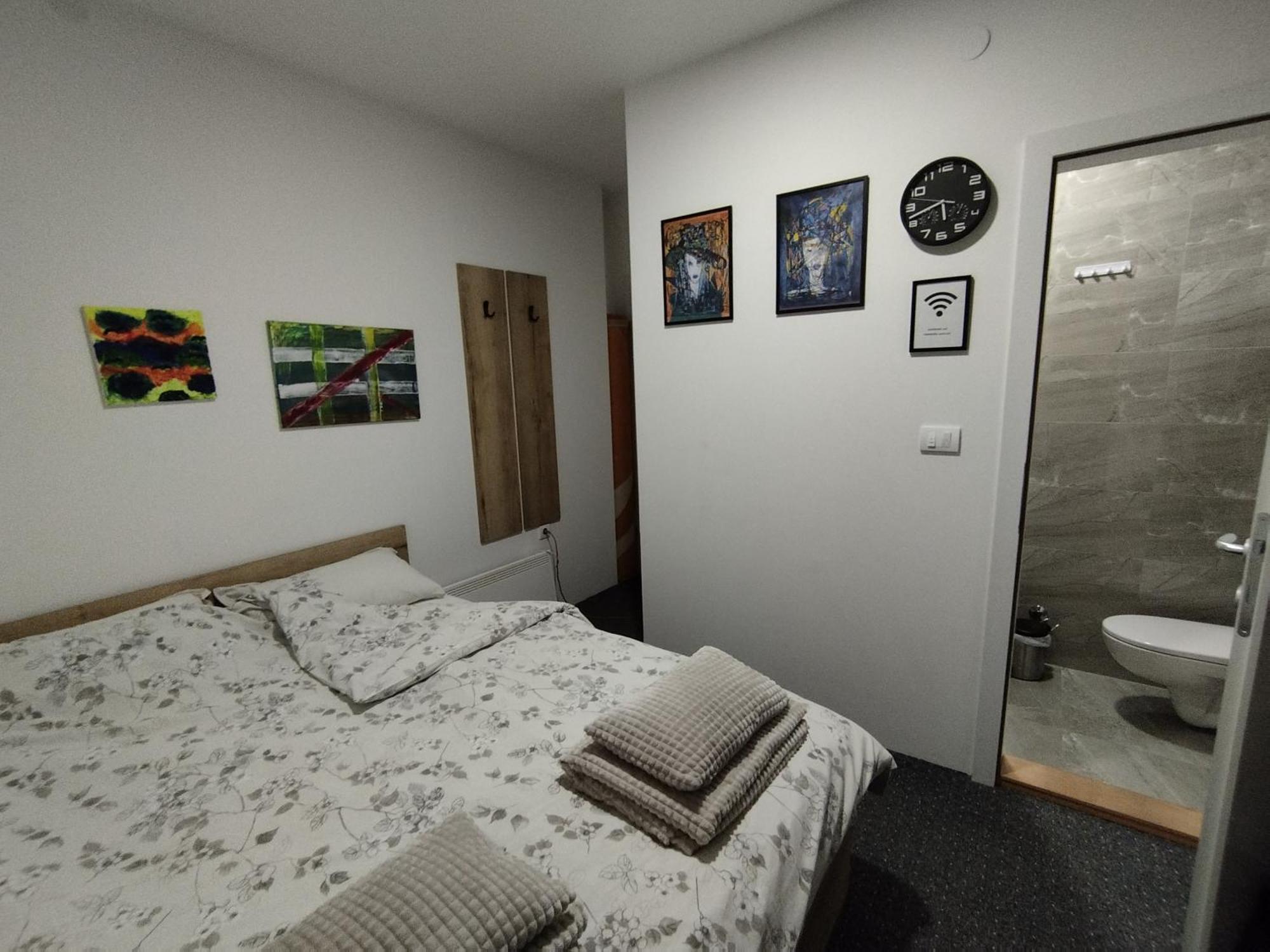 Apartmani Exit Pale Buitenkant foto