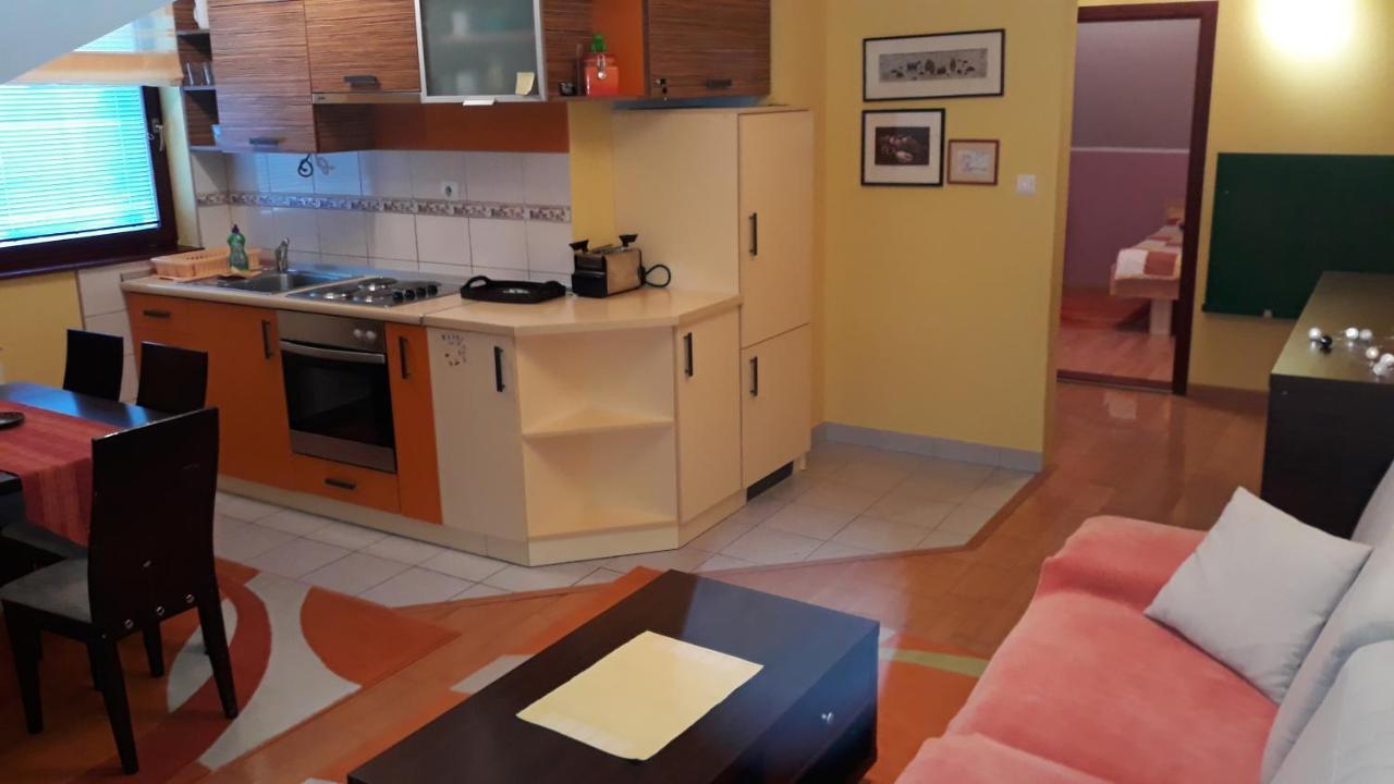 Apartmani Exit Pale Buitenkant foto