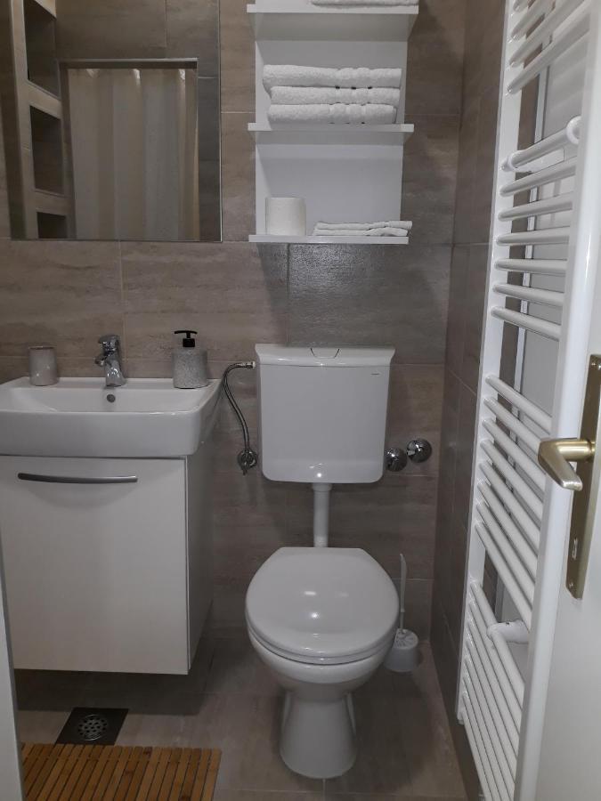 Apartmani Exit Pale Buitenkant foto